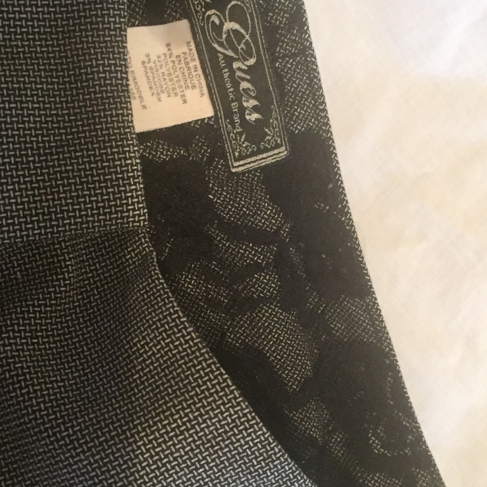 Guess - Picture 2 of 3